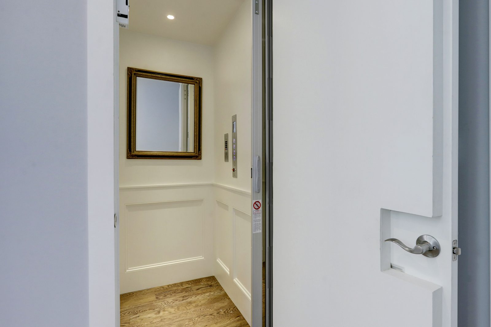 Property interior/exterior photo