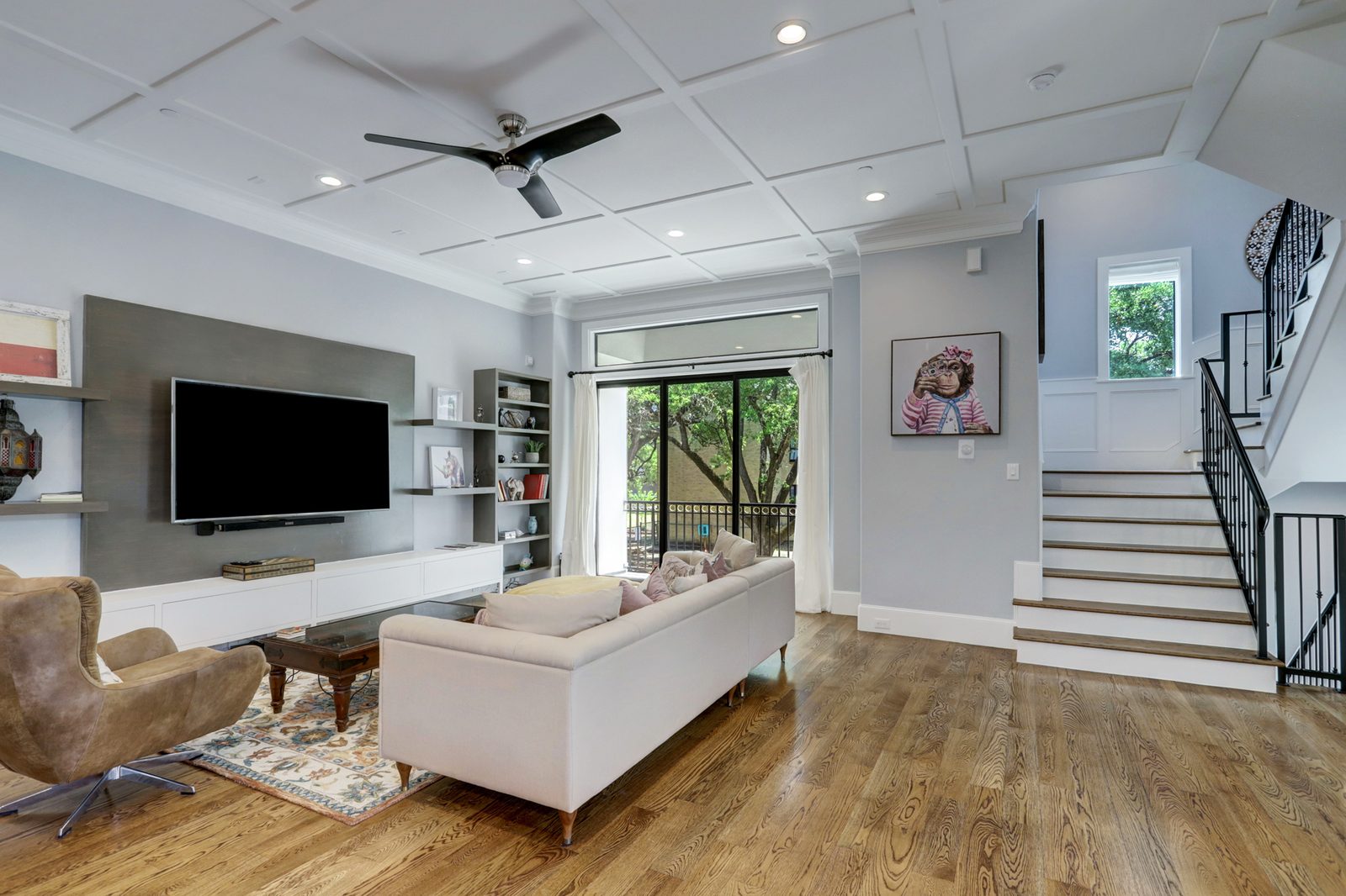 Property interior/exterior photo