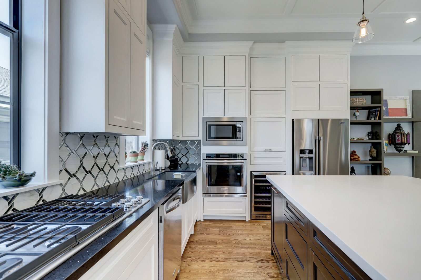 Property interior/exterior photo