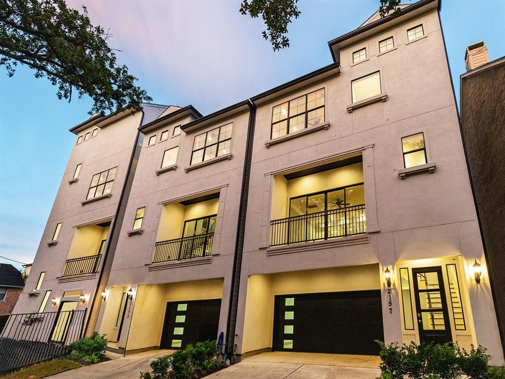 Property interior/exterior photo