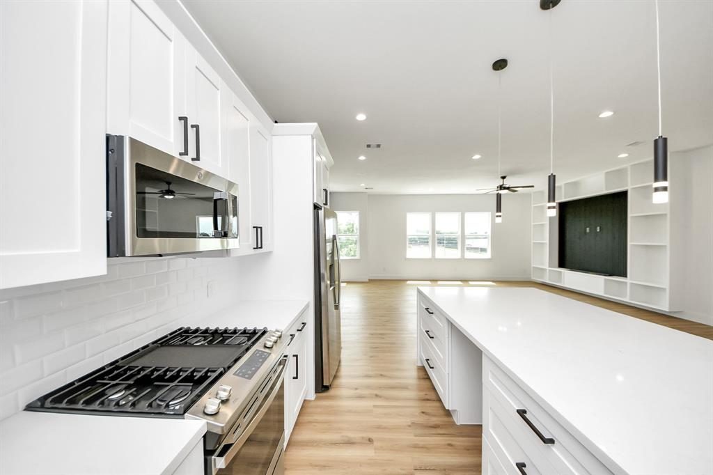 Property interior/exterior photo