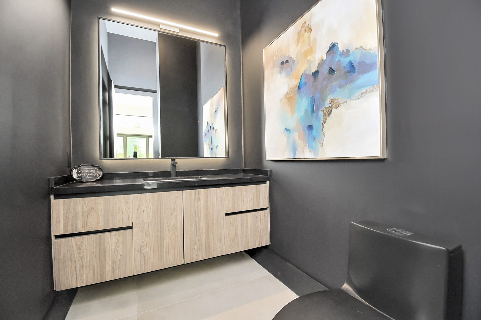 Property interior/exterior photo