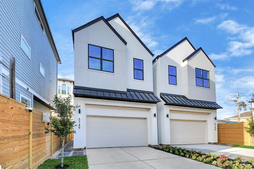 Property interior/exterior photo